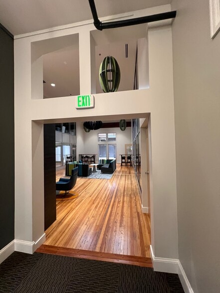 More Photos Of 204-206 E 4th St, Loveland Office For Lease