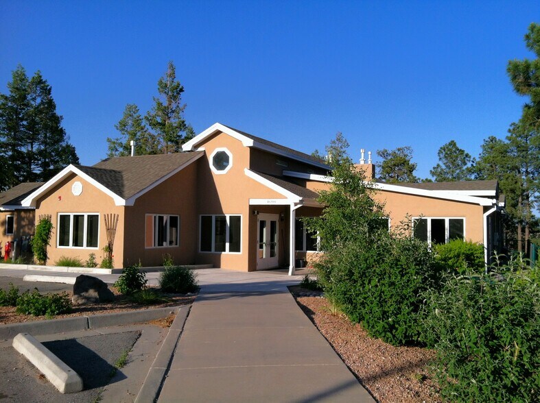 Primary Photo Of 4600 Esperanza, Los Alamos Flex For Sale