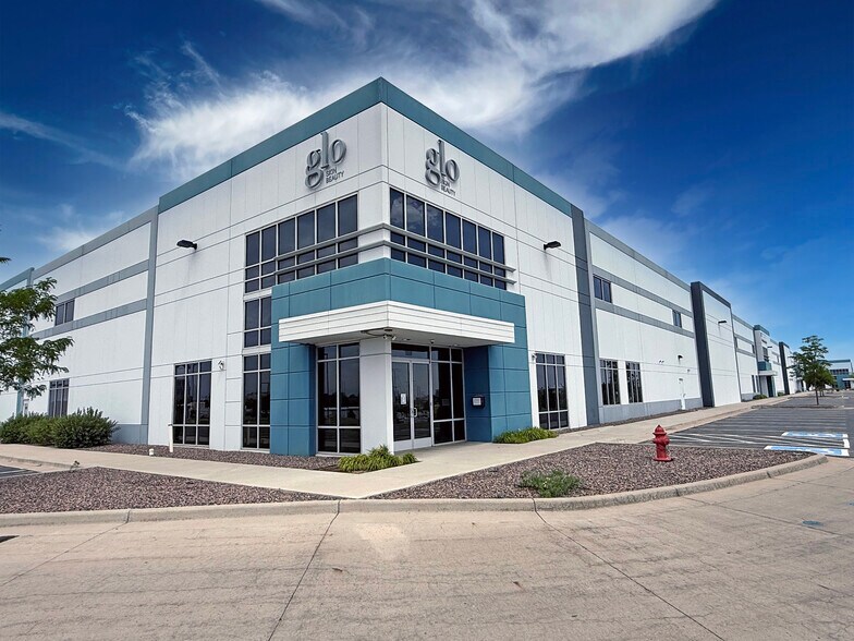 More Photos Of 610 E 55th Ave, Denver Warehouse For Lease