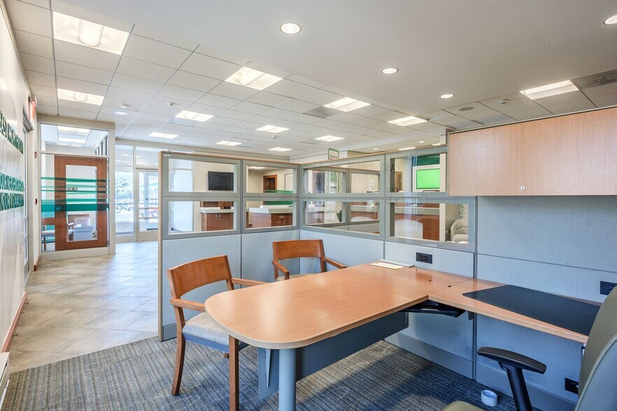 More Photos Of 563 Larkfield Rd, East Northport Bank For Lease