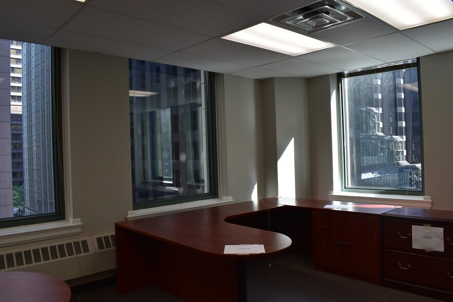 More Photos Of 105 W Madison St, Chicago Office Residential For Lease