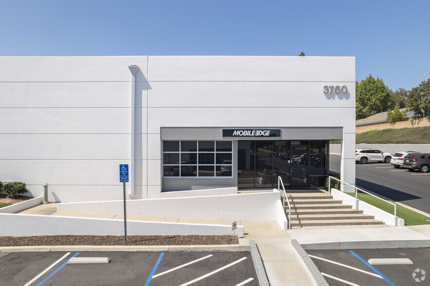 More Photos Of 3960 Prospect Ave, Yorba Linda Light Manufacturing For Lease