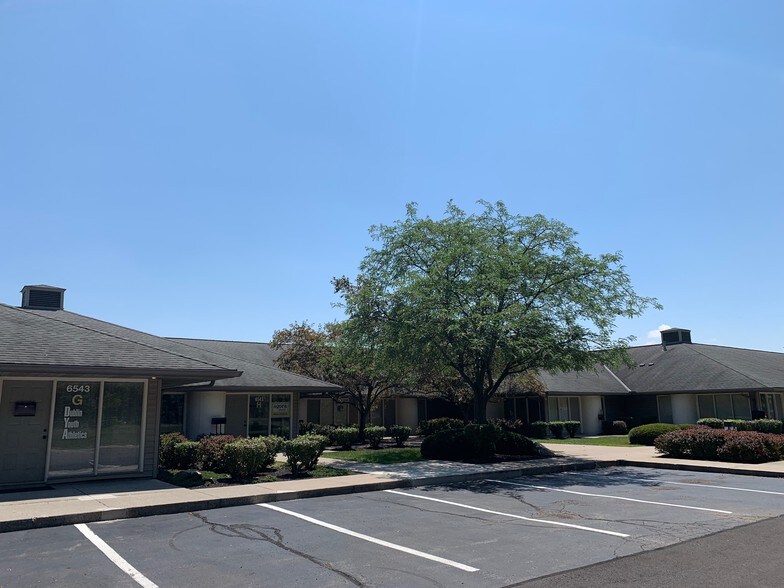 More Photos Of 6631 Commerce Pky, Dublin Light Distribution For Lease