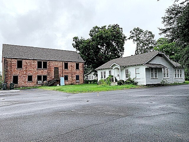 More Photos Of 703-705 N 4th St, West Monroe Religious Facility For Sale