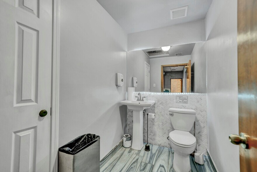 More Photos Of 333 E Channel St, Stockton Loft Creative Space For Sale