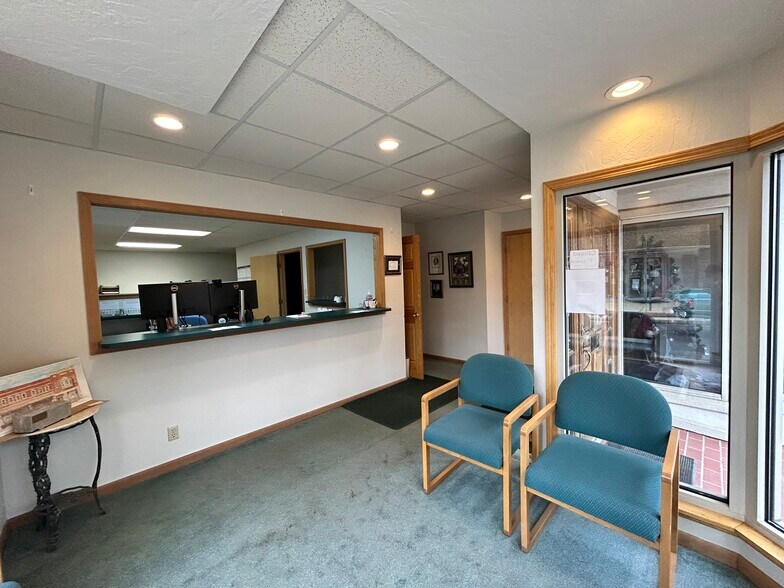 More Photos Of 127 W Chicago Rd, Sturgis Office For Sale
