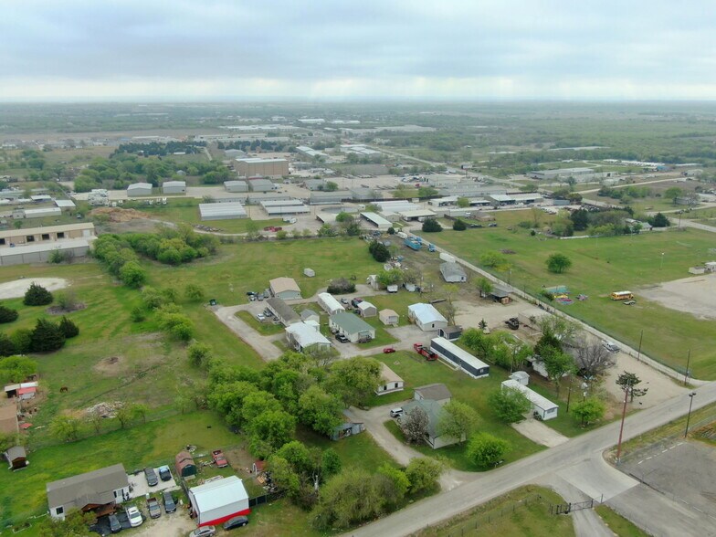 More Photos Of 4612 County Road 616, Alvarado Multifamily For Sale
