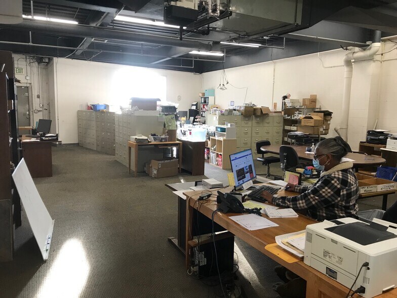 More Photos Of 1 Testa Pl, Norwalk Warehouse For Lease