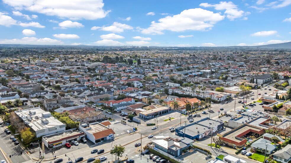 More Photos Of 3410 Aviation Blvd, Redondo Beach Auto Repair For Sale