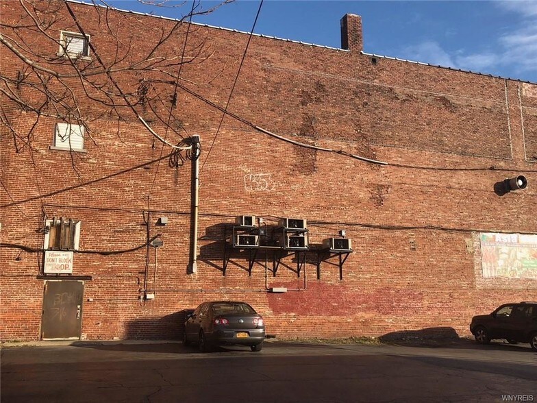 More Photos Of 294 W Ferry St, Buffalo Restaurant For Lease