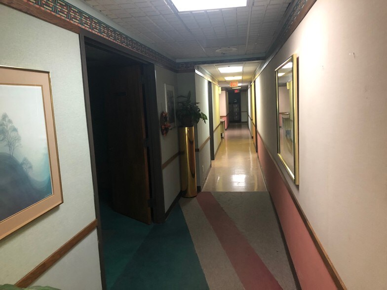 More Photos Of 3016-3030 E Avenue E, Arlington Warehouse For Lease