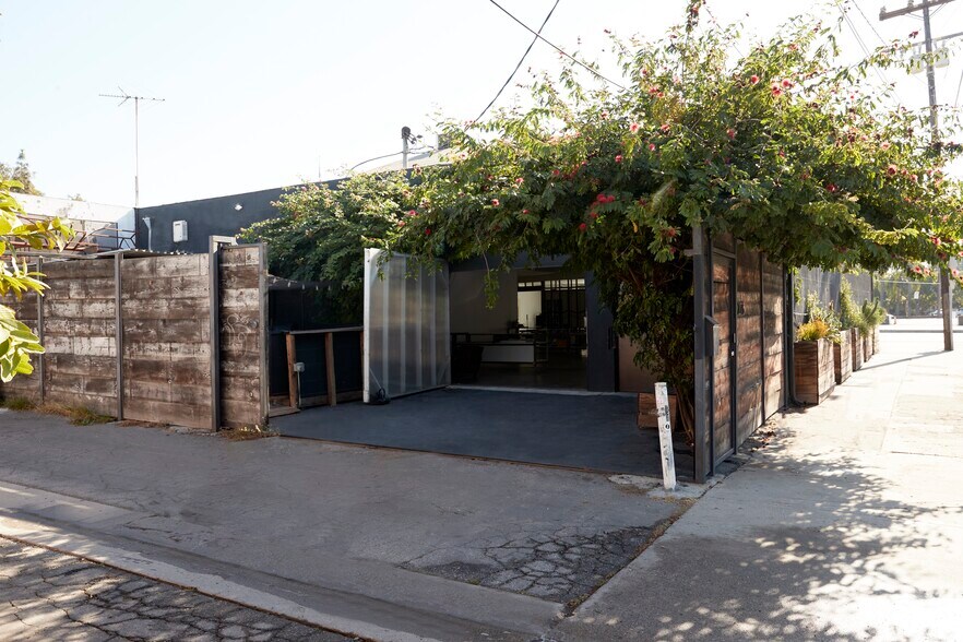 More Photos Of 2075 S Atlantic Blvd, Commerce Showroom For Sale