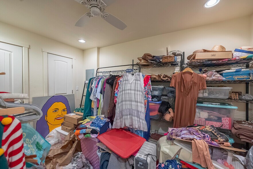 More Photos Of 315 Main Ave E, Soap Lake General Retail For Sale