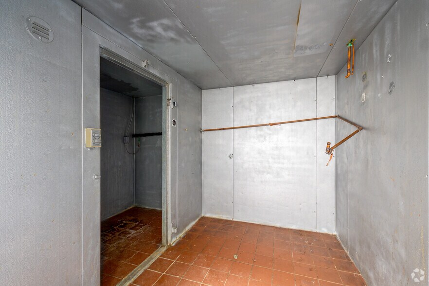 More Photos Of 3215 E Lincolnway, Sterling Freestanding For Sale