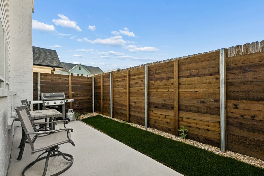 More Photos Of , Fort Worth Multifamily For Sale