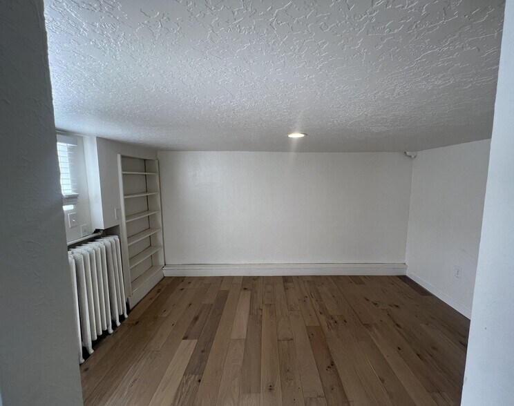 More Photos Of 441 S 500 E, Provo Apartments For Sale