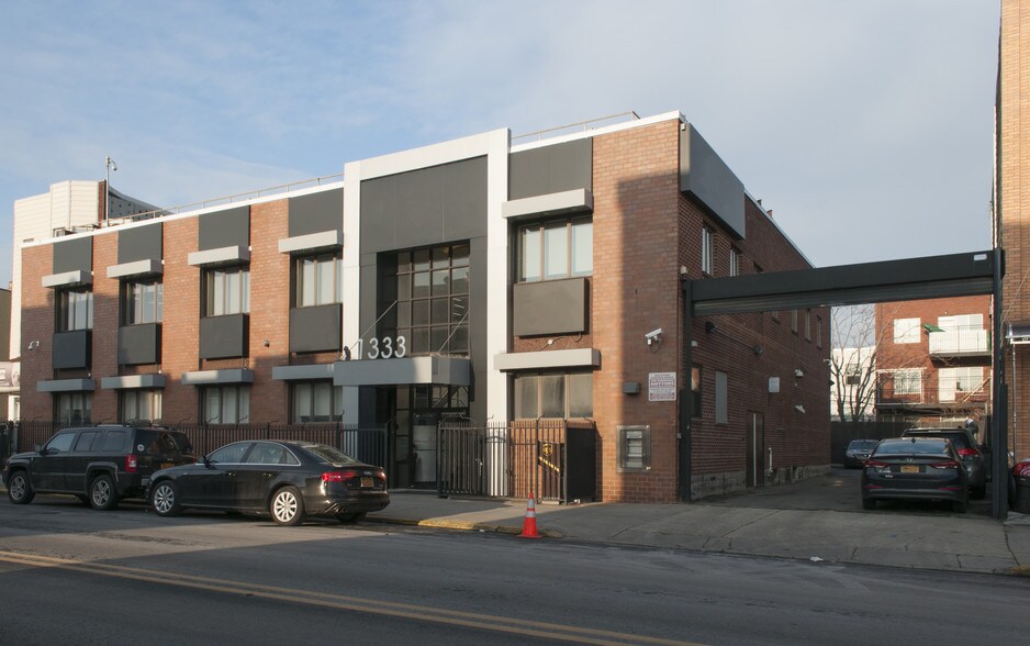 More Photos Of 1333 60th St, Brooklyn Office For Lease
