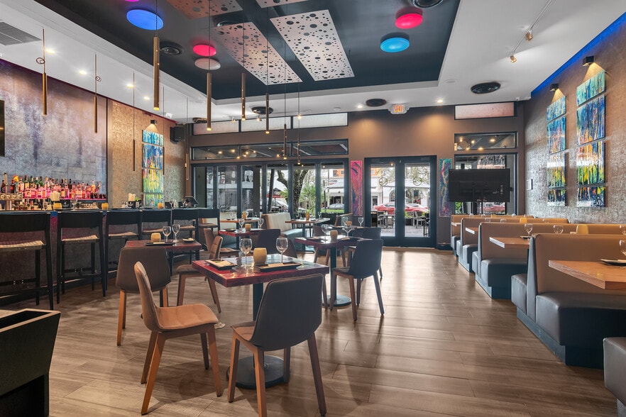 More Photos Of 99 Miracle Mile Miracle Mile / Coral way, Coral Gables Restaurant For Sale