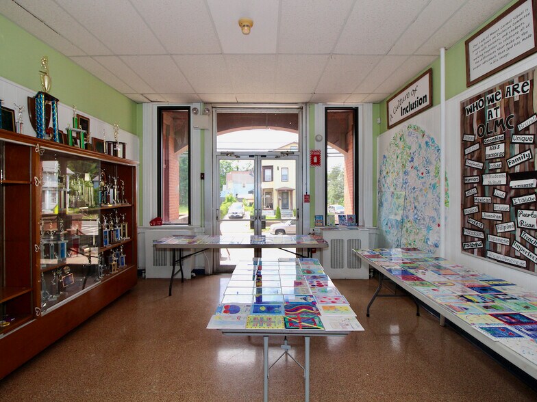 More Photos Of 115 Lewis Ave, Meriden Office Residential For Sale