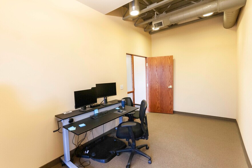 More Photos Of 2121 Midpoint Dr, Fort Collins Office For Lease