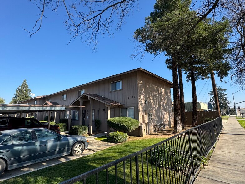 More Photos Of 2157-2175 Yosemite Pky, Merced Apartments For Sale
