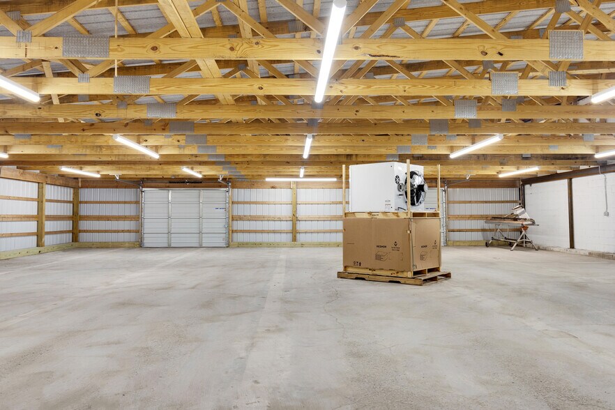 More Photos Of 65 Atlas Rd, Uniontown Manufacturing For Sale