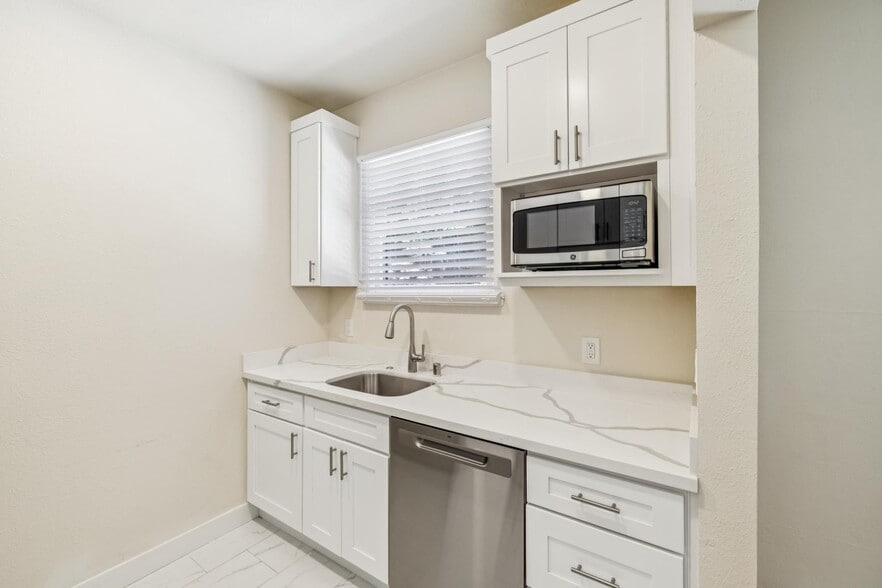 More Photos Of 530 Webster St, Palo Alto Apartments For Sale