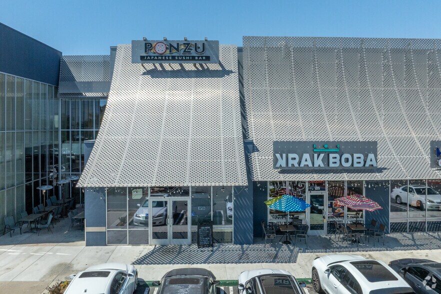 More Photos Of 1945 E 17th St, Santa Ana Freestanding For Lease
