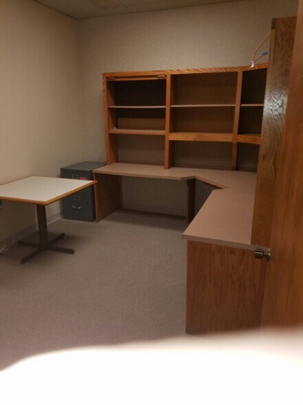 More Photos Of 201 3rd St, Parkersburg Office For Sale