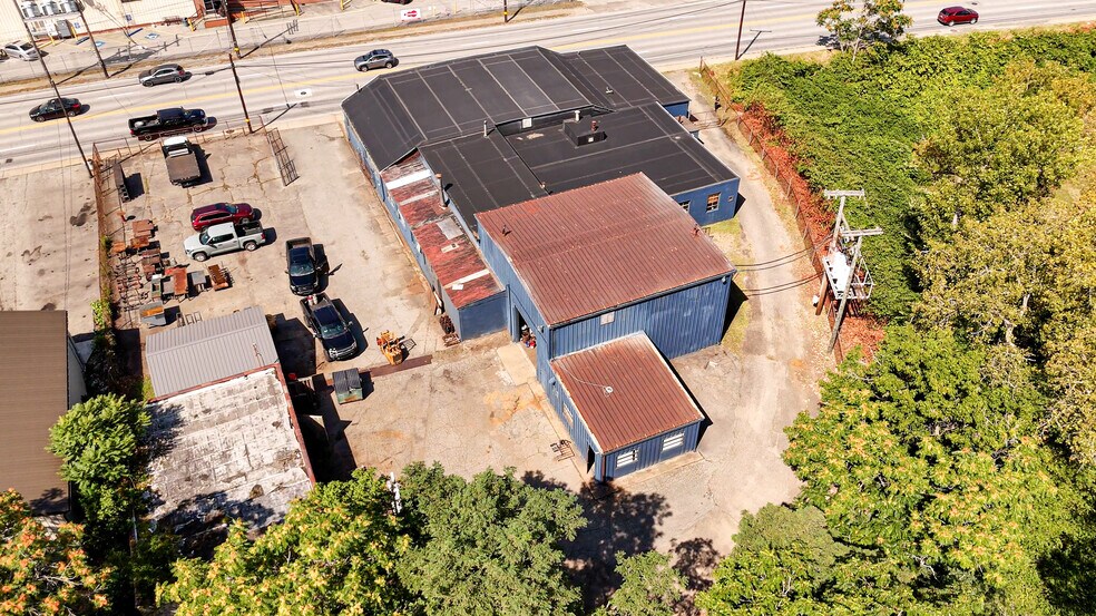 More Photos Of 1702 Wheeling Ave, Glen Dale Manufacturing For Sale