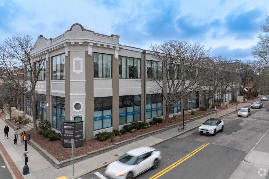 More Photos Of 930 Commonwealth Ave, Boston Medical For Lease