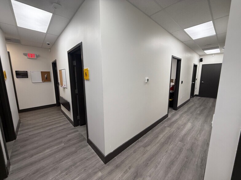 More Photos Of 2301 Newport Blvd, Costa Mesa Medical For Lease