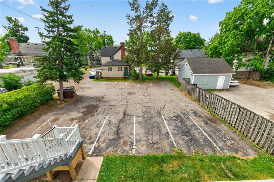 More Photos Of 415 W Forest Ave, Ypsilanti Sorority Fraternity House For Sale