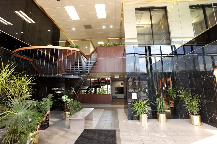 More Photos Of 180 White Rd, Little Silver Medical For Lease