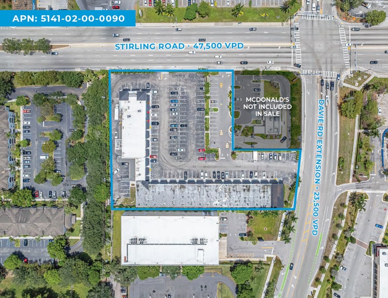 More Photos Of 7110-7162 Stirling Rd, Hollywood Storefront For Sale