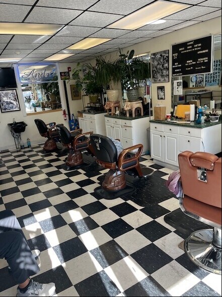 More Photos Of 3517 Federal St, Camden Storefront For Sale