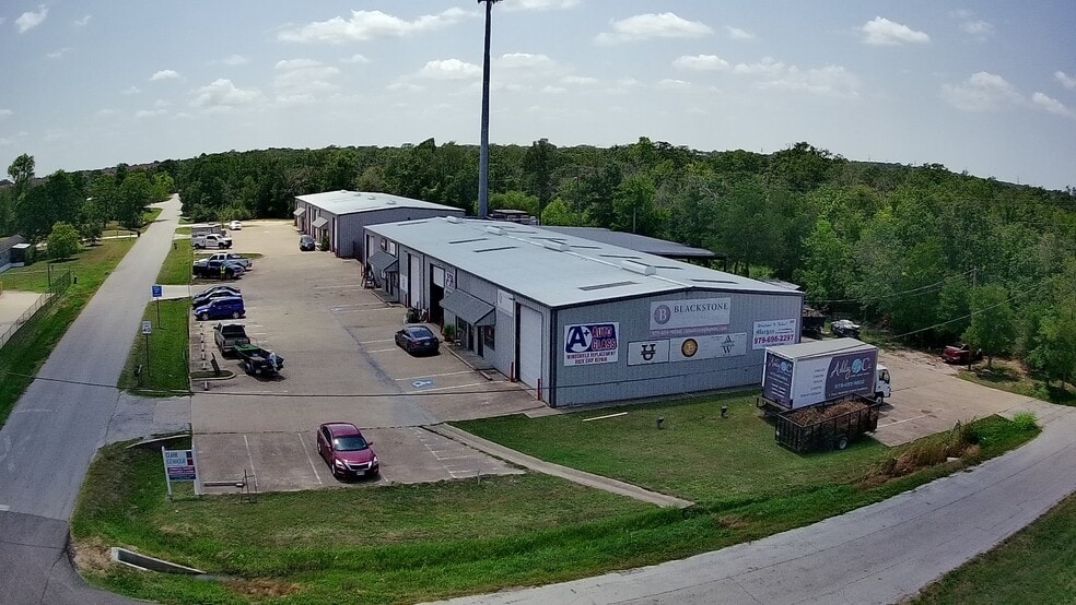 Primary Photo Of 2900-2906 Cain Rd, College Station Warehouse For Lease