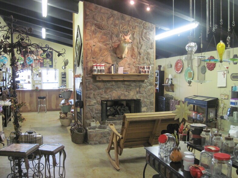 More Photos Of 1238 FM 521 Rd, Brazoria Freestanding For Sale