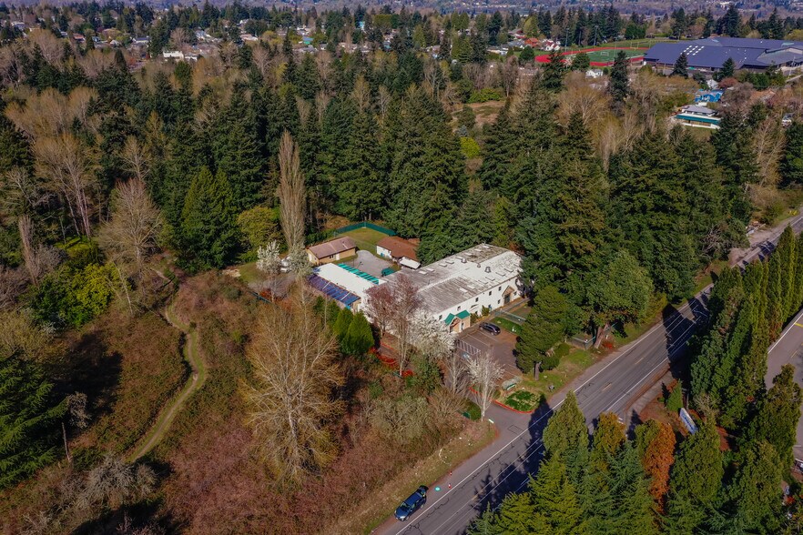 More Photos Of 2040 S 142nd St, Seatac General Retail For Sale
