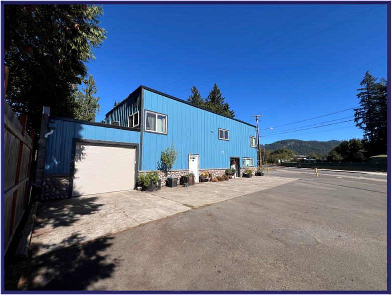 More Photos Of 3800 N Coburg Rd, Eugene Freestanding For Sale