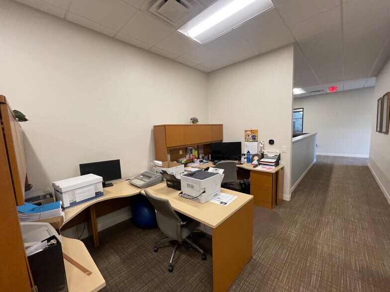 More Photos Of 6827 Camp Bullis Rd, San Antonio Medical For Sale