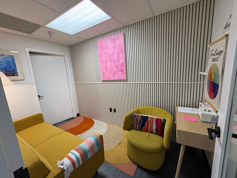 More Photos Of 7610 Carroll Ave, Takoma Park Medical For Sale
