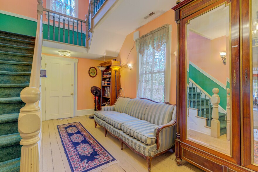 More Photos Of 4188 Nelson Rd, New Church Hotel For Sale
