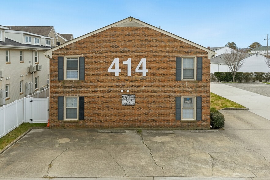 More Photos Of 414 19th St, Virginia Beach Apartments For Sale