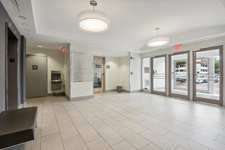 More Photos Of 2121 Eisenhower Ave, Alexandria Coworking Space
