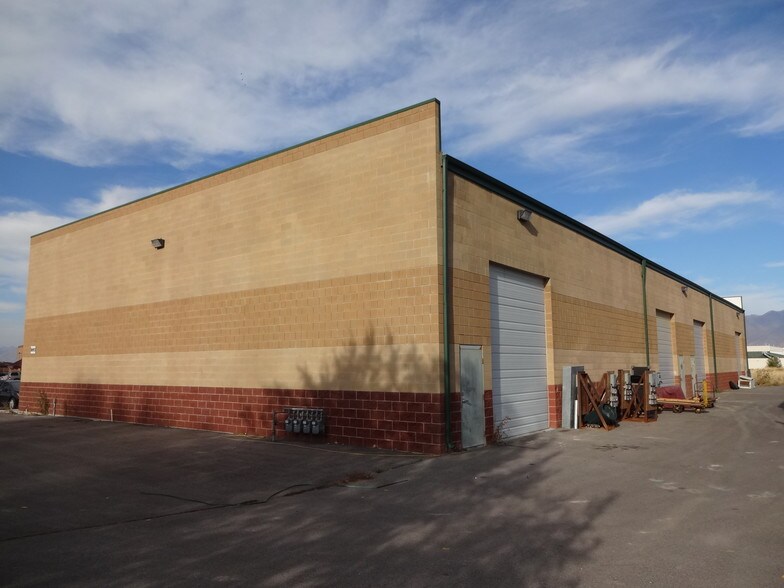 More Photos Of 1693 W American Way, Payson Warehouse For Lease