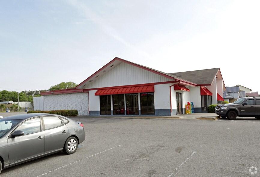 More Photos Of 1206 S Kings Hwy, Myrtle Beach Restaurant For Sale