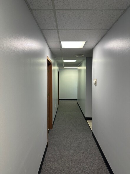 More Photos Of 46401 Romeo Plank Rd, Macomb Township Medical For Lease