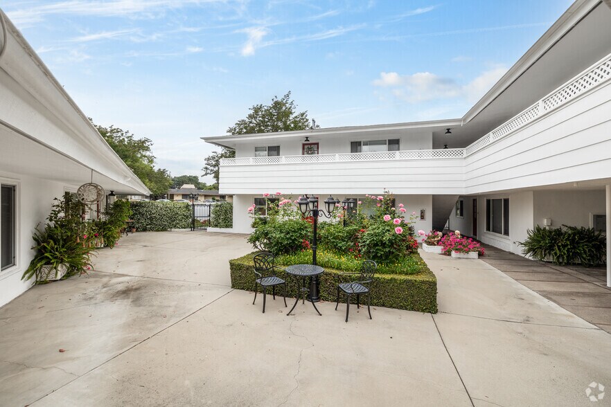 More Photos Of 200-202 E Huntington Dr, Alhambra Apartments For Sale