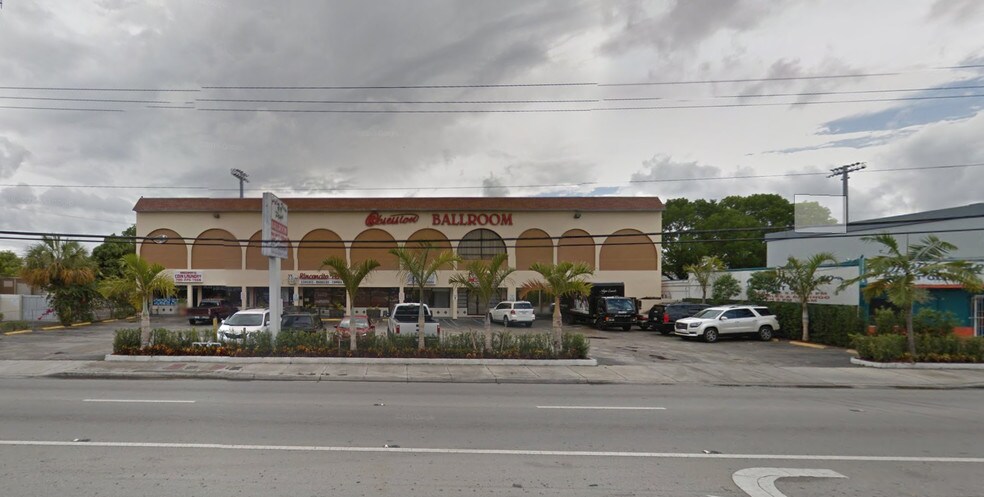 More Photos Of 4640-4658 Palm Ave, Hialeah Storefront Retail Office For Lease